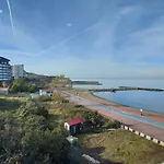 Hotel Queen Palace