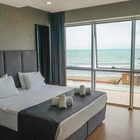 Queen Palace 4* ترابزون