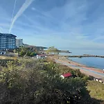 Queen Palace Hotel 4*