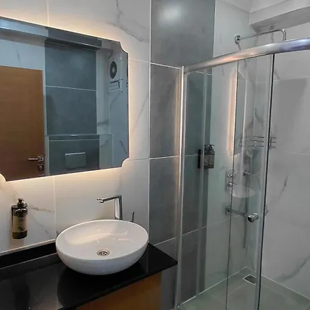 Otel Queen Palace Trabzon