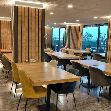 Otel Queen Palace Trabzon