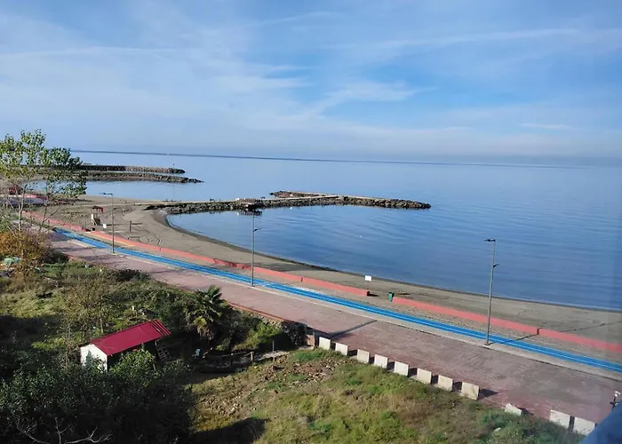 Queen Palace Hotel 4*